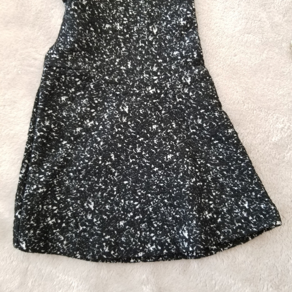 👠 H&M Black Speckled Peplum Bell Cuff Top - Picture 5 of 10
